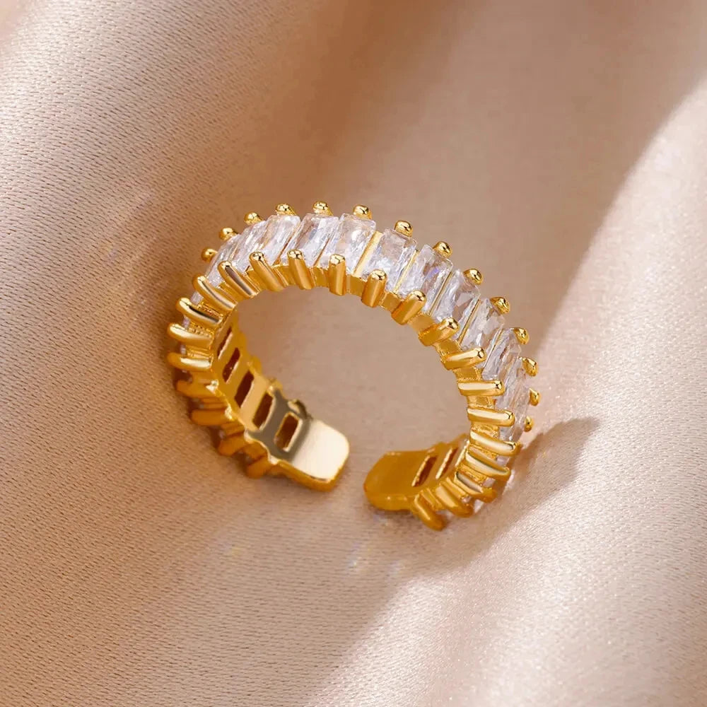 Statement Ring Selection