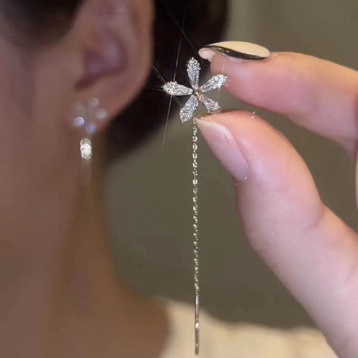 Nature Motif Drop Earrings