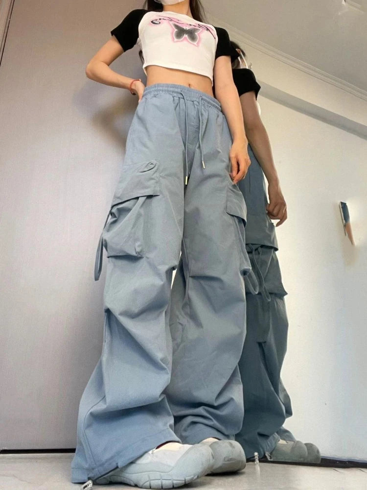 Relaxed Cargo Trousers