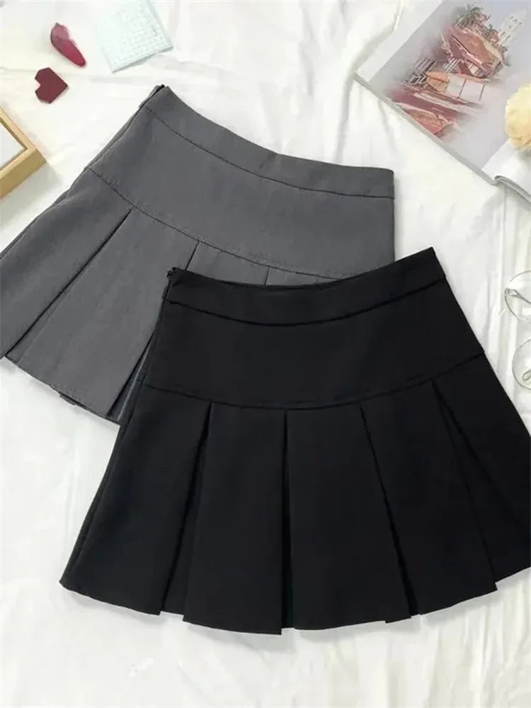 Zip-Detail Pleated Mini Skirt